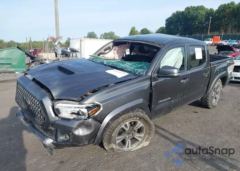 2018 Toyota Tacoma Trd Sport z USA, uszkodzony, nr VIN 3TMCZ5AN9JM139651